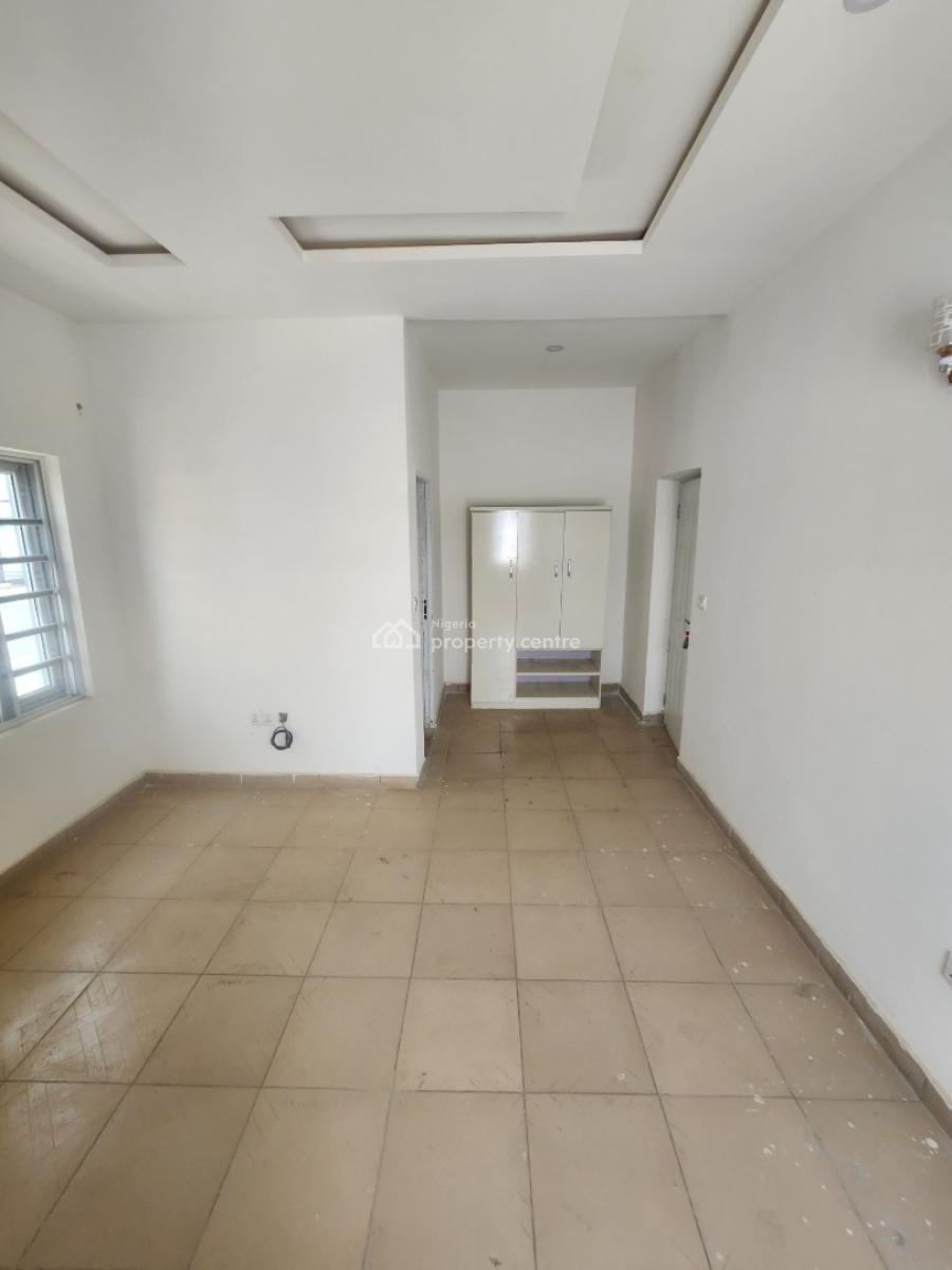 Luxury Two Bedroom Block of Flat, News Engineering Dawaki, Dawaki, Gwarinpa, Abuja, Flat / Apartment for Rent