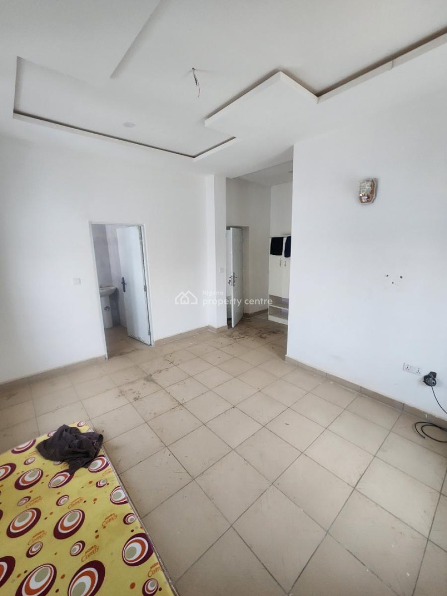 Luxury Two Bedroom Block of Flat, News Engineering Dawaki, Dawaki, Gwarinpa, Abuja, Flat / Apartment for Rent