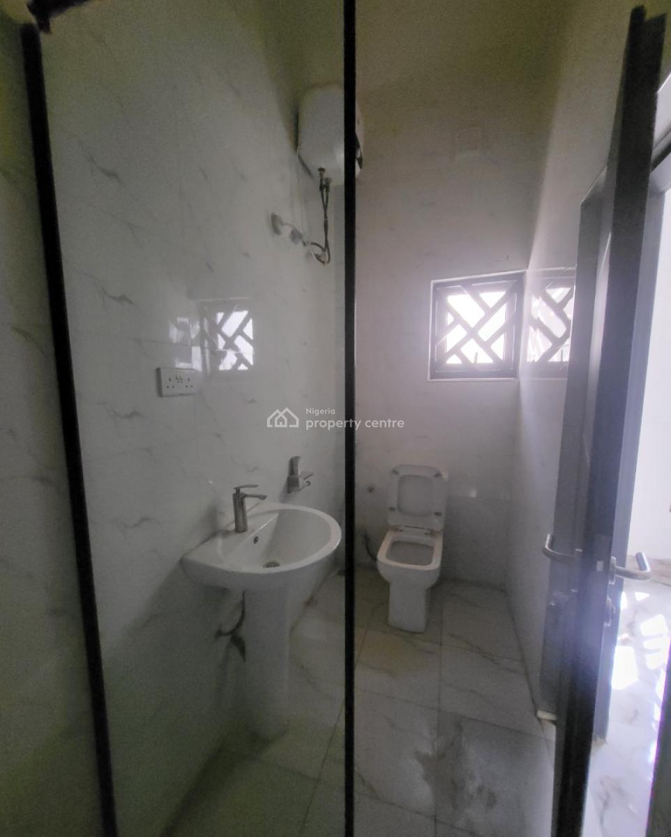 Luxurious Massive 2bedroom Flat, By American International School, Durumi, Abuja, Flat / Apartment for Rent