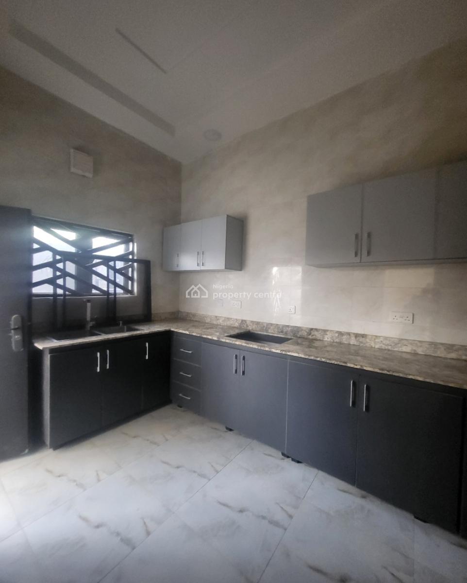 Luxurious Massive 2bedroom Flat, By American International School, Durumi, Abuja, Flat / Apartment for Rent