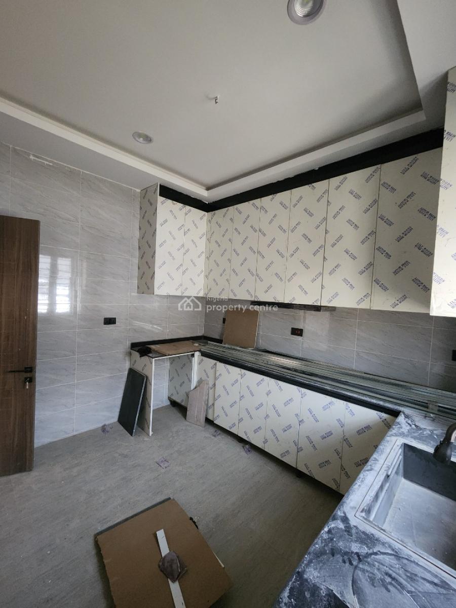 Luxury Two Bedroom Block of Flat, News Engineering Dawaki, Dawaki, Gwarinpa, Abuja, Flat / Apartment for Rent
