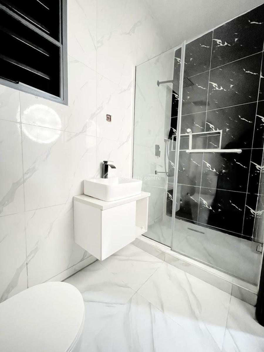 Luxury 2bedroom with Dining, Pool, Gym , Ps5 Etc, Lekki Phase 1, Lekki, Lagos, Flat / Apartment Short Let