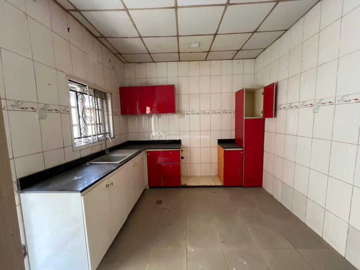 Three Bedroom Bungalow with Maid Quarter, Sunnyvale Estate, Dakwo, Abuja, Semi-detached Bungalow for Rent