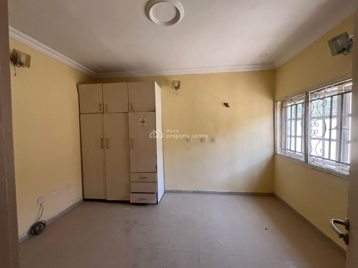 Three Bedroom Bungalow with Maid Quarter, Sunnyvale Estate, Dakwo, Abuja, Semi-detached Bungalow for Rent