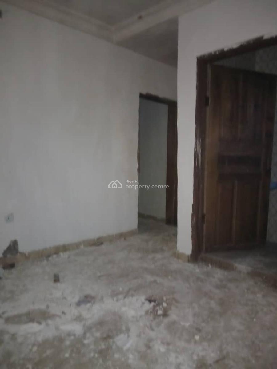 Spacious Room and Parlour Upstairs, Ogombo, Ajah, Lagos, Mini Flat (room and Parlour) for Rent