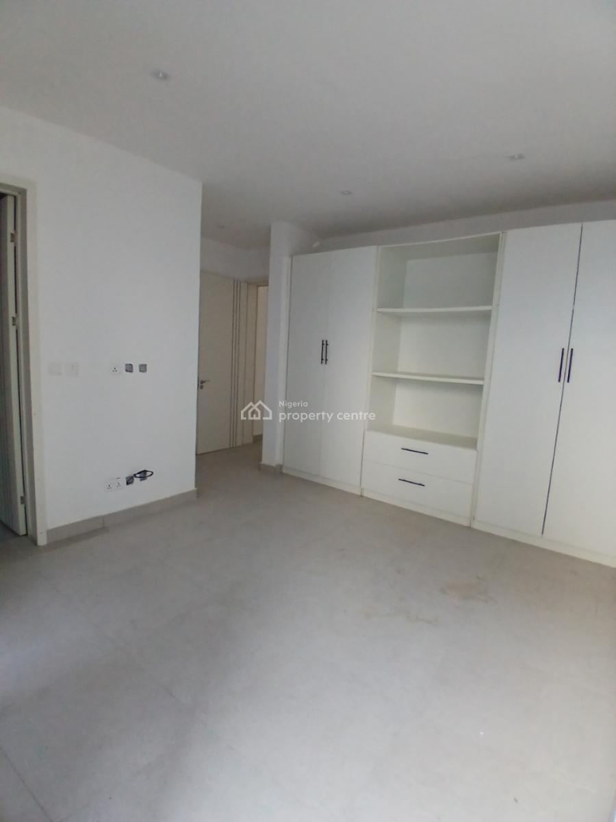 3 Bedroom En-suite Serviced Flat with 24/7 Power Supply, Fitted Kitche, Ikate, Lekki, Lagos, Flat / Apartment for Rent