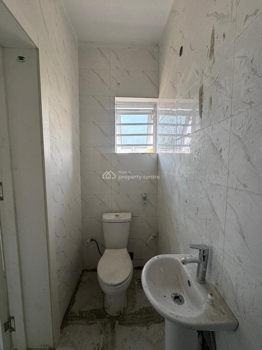 Newly Built 2 Bedroom Apartment, Newly Built 2 Bedroom Apartment, Ikate, Lekki, Lagos, Block of Flats for Sale