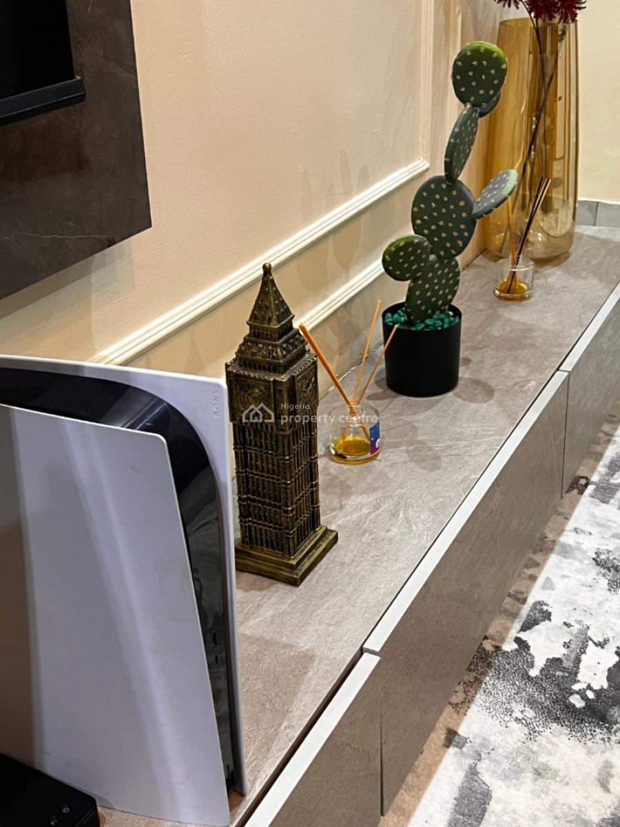 Furnished 1 Bedroom Apartment, Lekki Phase 1, Lekki, Lagos, Flat / Apartment for Sale