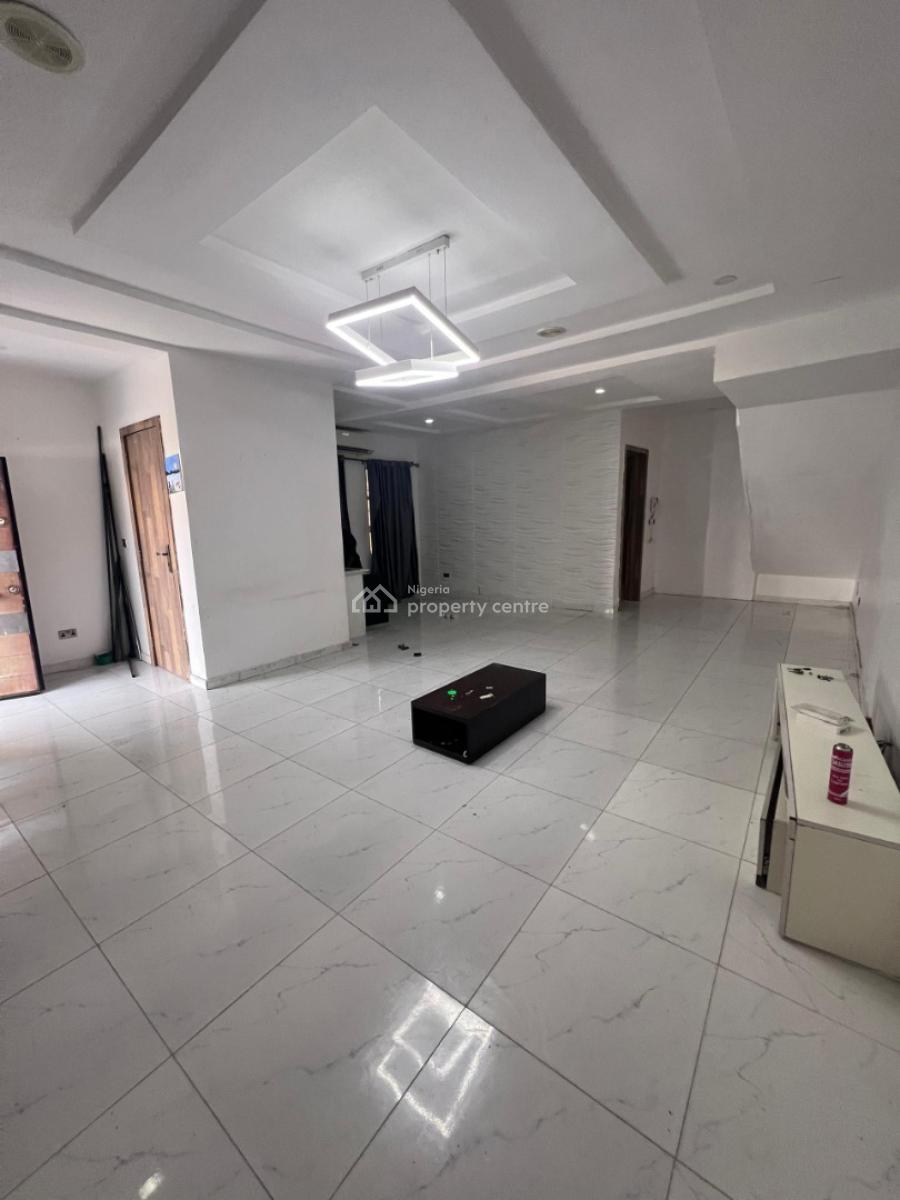 Spacious Mini Flat with Open Plan Kitchenette, Victoria Bay Estate Orchid Road Eleganza Bustop Lekki Lagos, Lekki, Lagos, Mini Flat (room and Parlour) for Rent