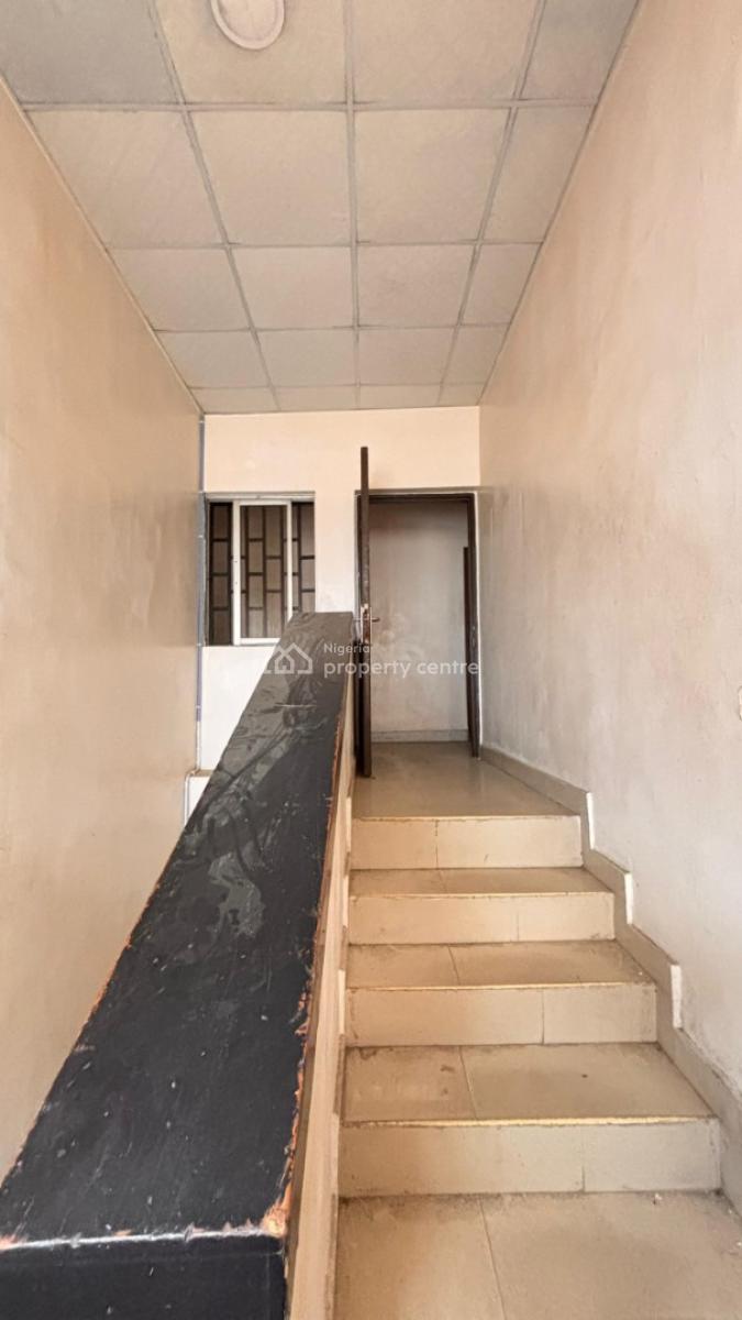 5 Bedroom Commercial Duplex with 2 Bq, Lekki Phase 1, Lekki, Lagos, Detached Duplex for Rent