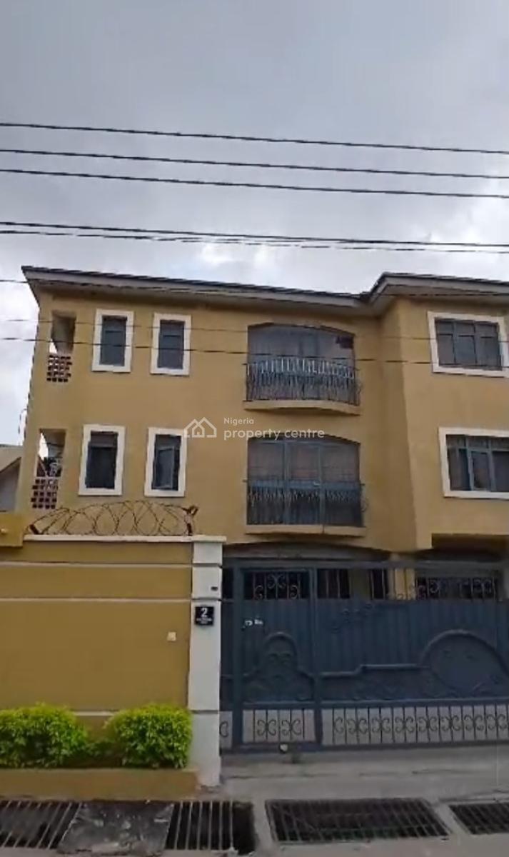 Block of 4 Flats of 3 Bedrooms and 2 Bedrooms, Pedro, Gbagada, Lagos, Block of Flats for Sale