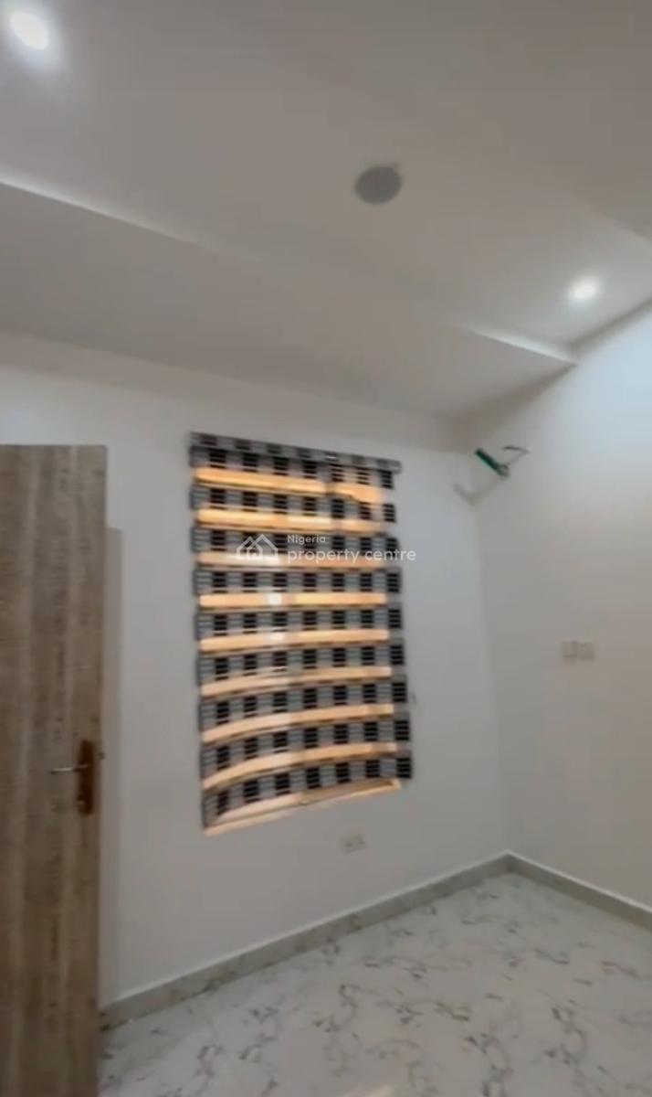 Shared Apartment, Van Daniel Estate, Orchid, Lekki, Lagos, Flat / Apartment for Rent