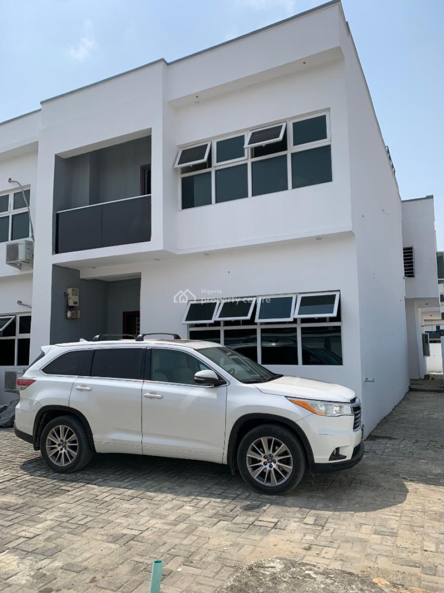 Luxury 3bedroom with Standard Bq, Lekki Phase 2, Lekki, Lagos, Flat / Apartment for Rent