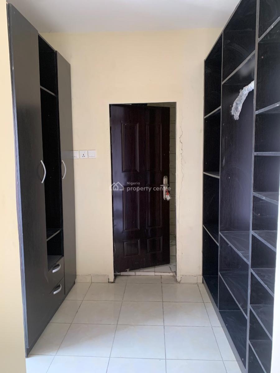 Luxury 3bedroom with Standard Bq, Lekki Phase 2, Lekki, Lagos, Flat / Apartment for Rent