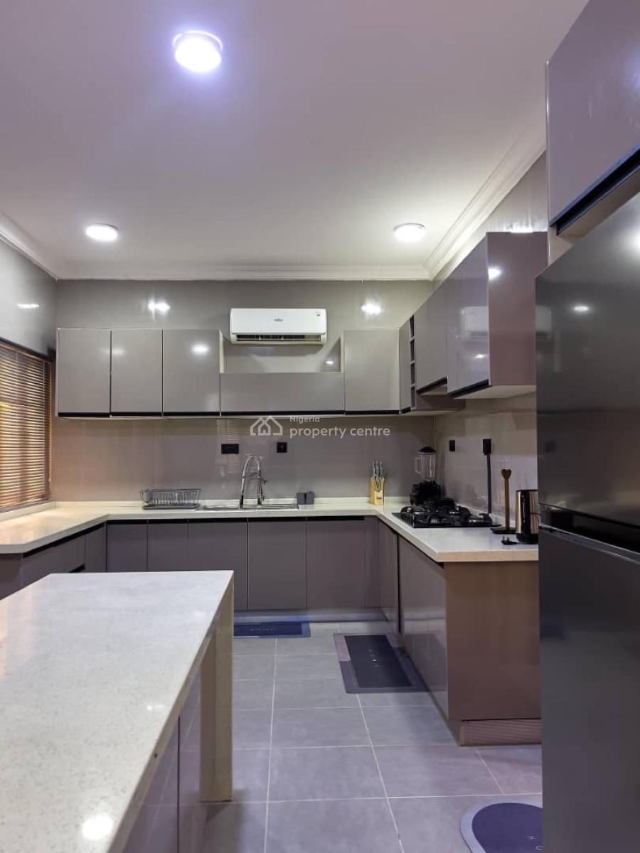 a Spacious 2 Bedroom Maisonette + Bq Within a Secured and Gated Est, Victoria Island (vi), Lagos, Flat / Apartment Short Let