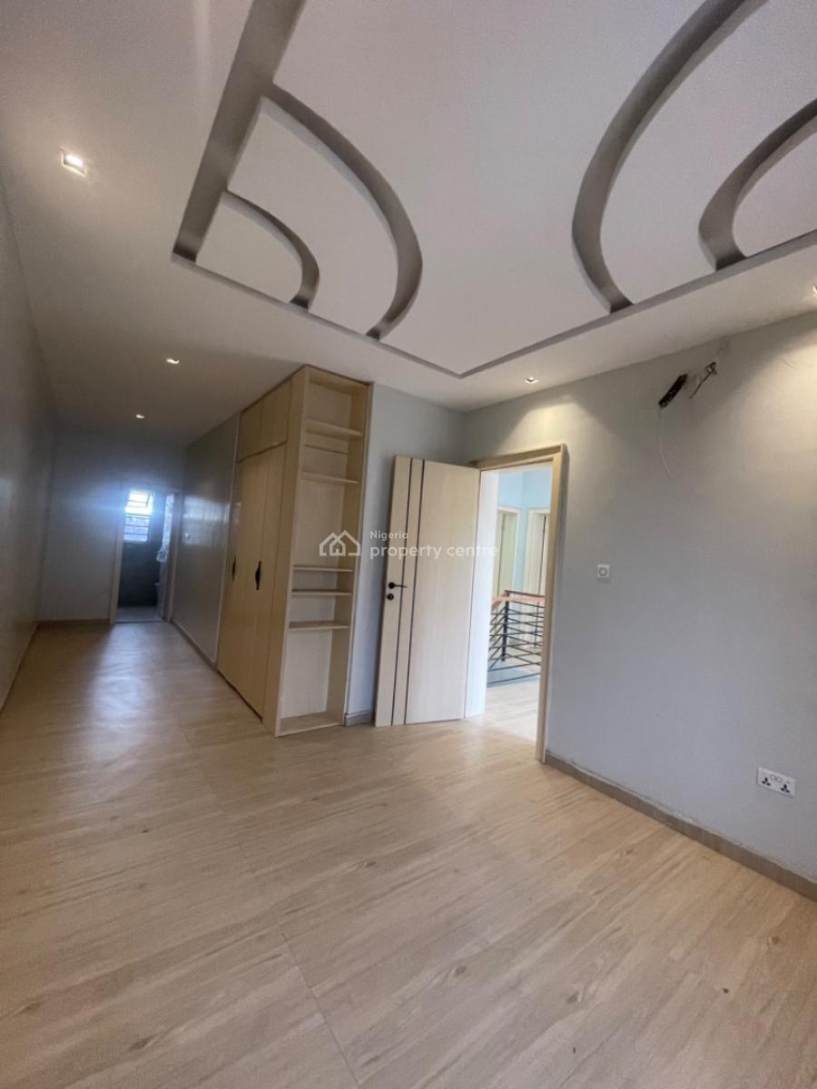 4 Bedroom House with a Large Bq, Gbagada, Gbagada, Lagos, Detached Duplex for Sale