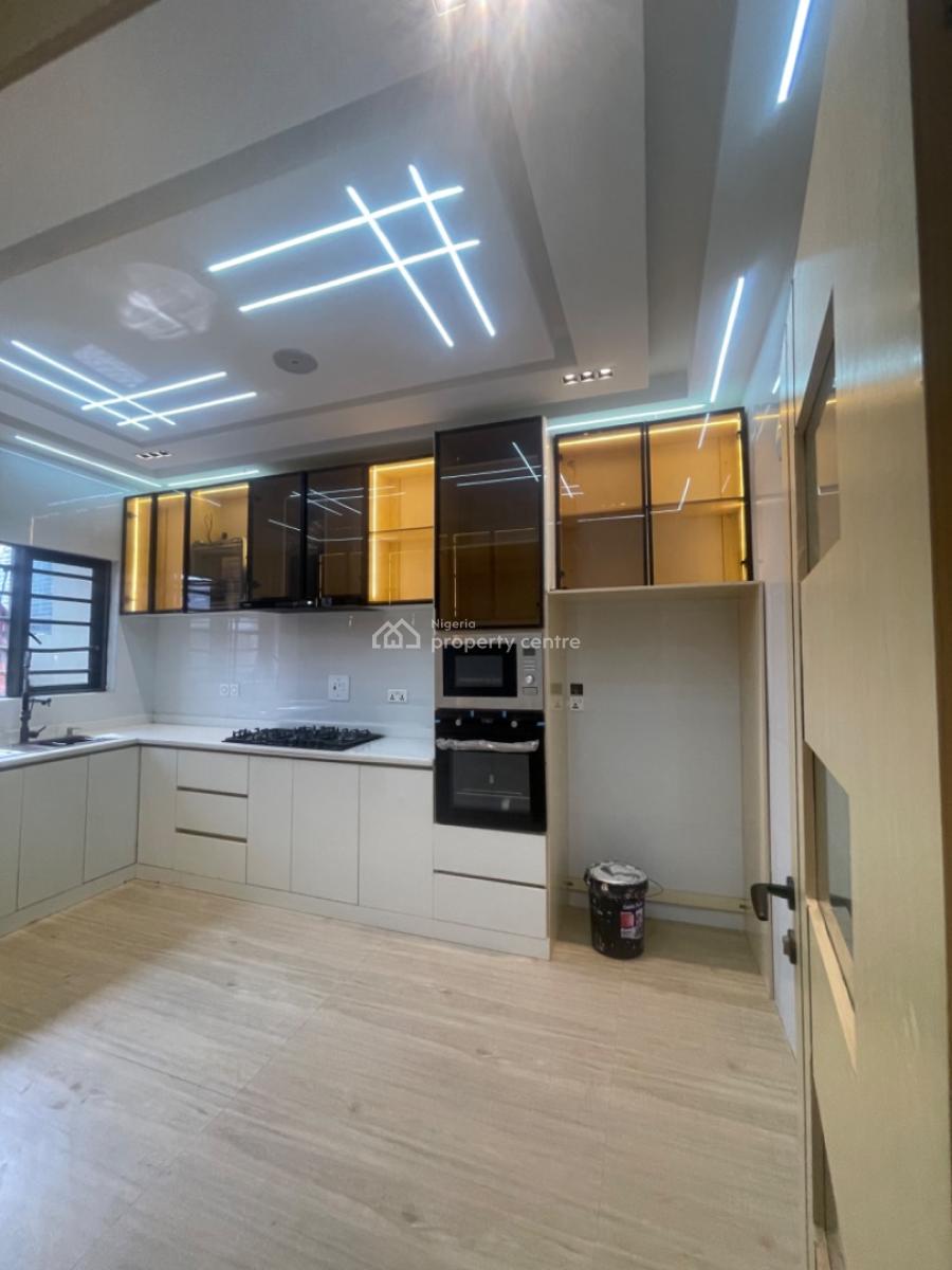 4 Bedroom House with a Large Bq, Gbagada, Gbagada, Lagos, Detached Duplex for Sale