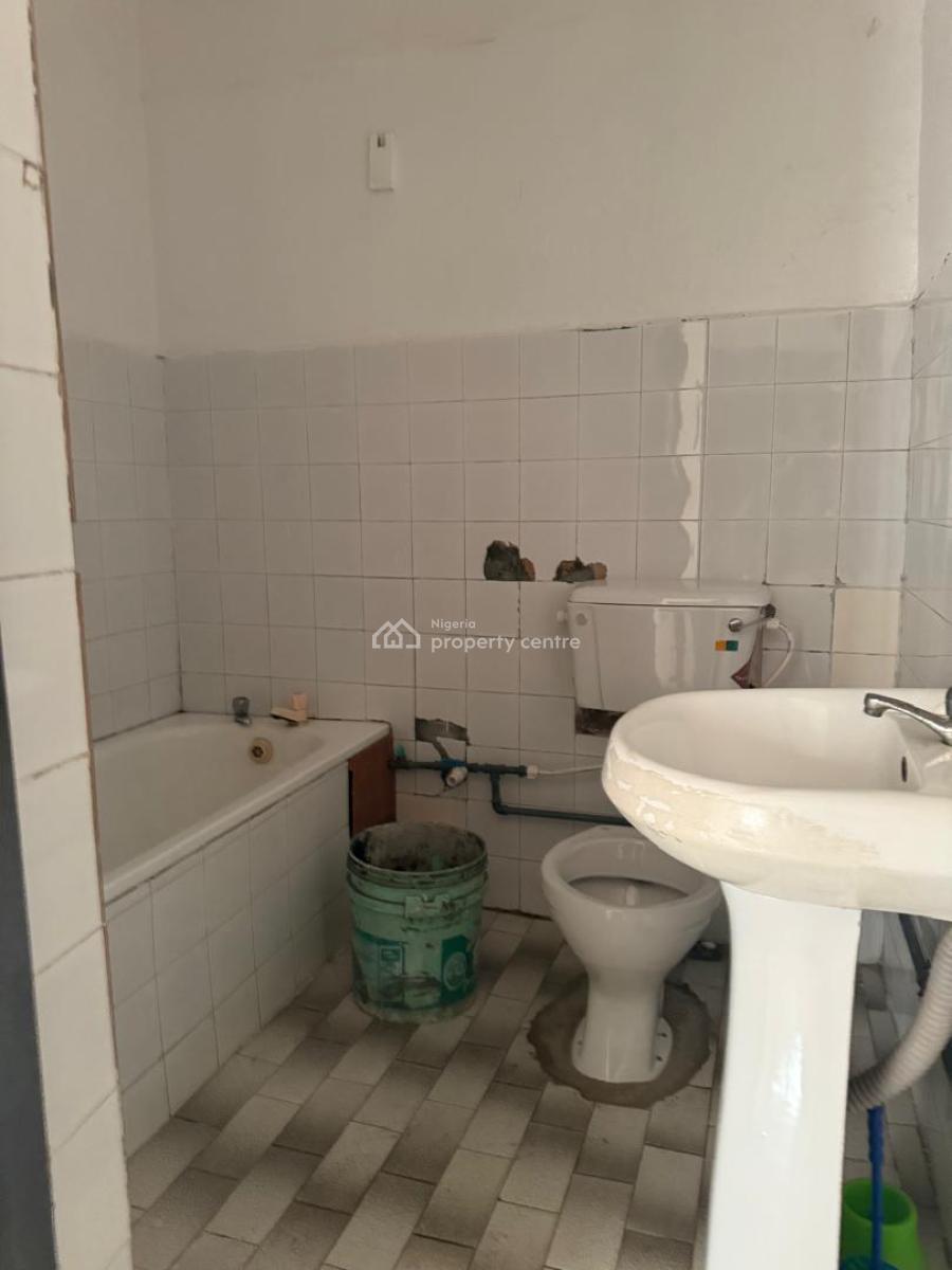 3 Bedroom  Bungalow, Self Compound, Omole Phase 2, Ikeja, Lagos, Detached Bungalow for Rent