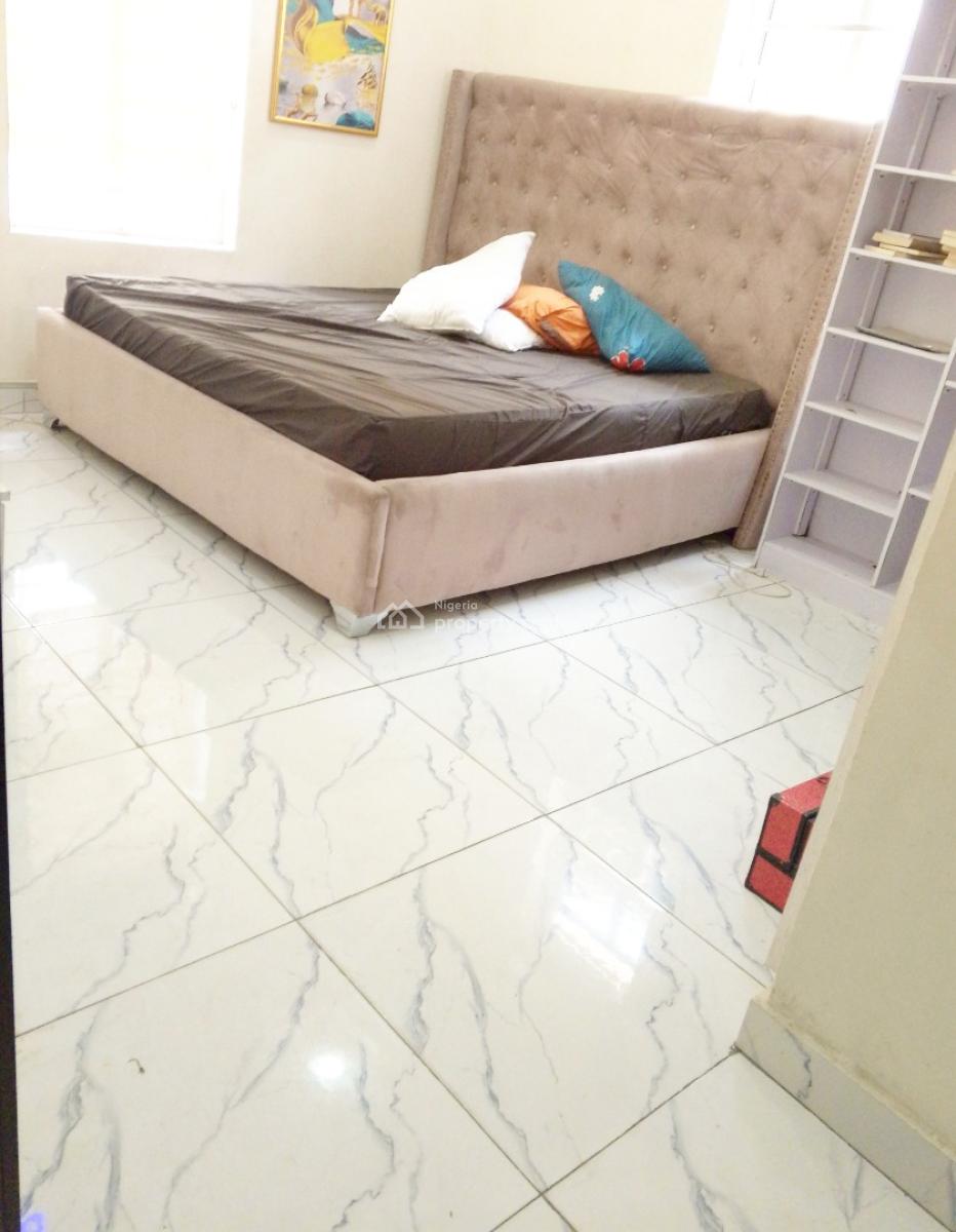 Nice and Standard Upstairs Self Con, Serene and Secure Estate Shoprite Road Osapa London Lekki, Osapa, Lekki, Lagos, Self Contain (single Rooms) for Rent