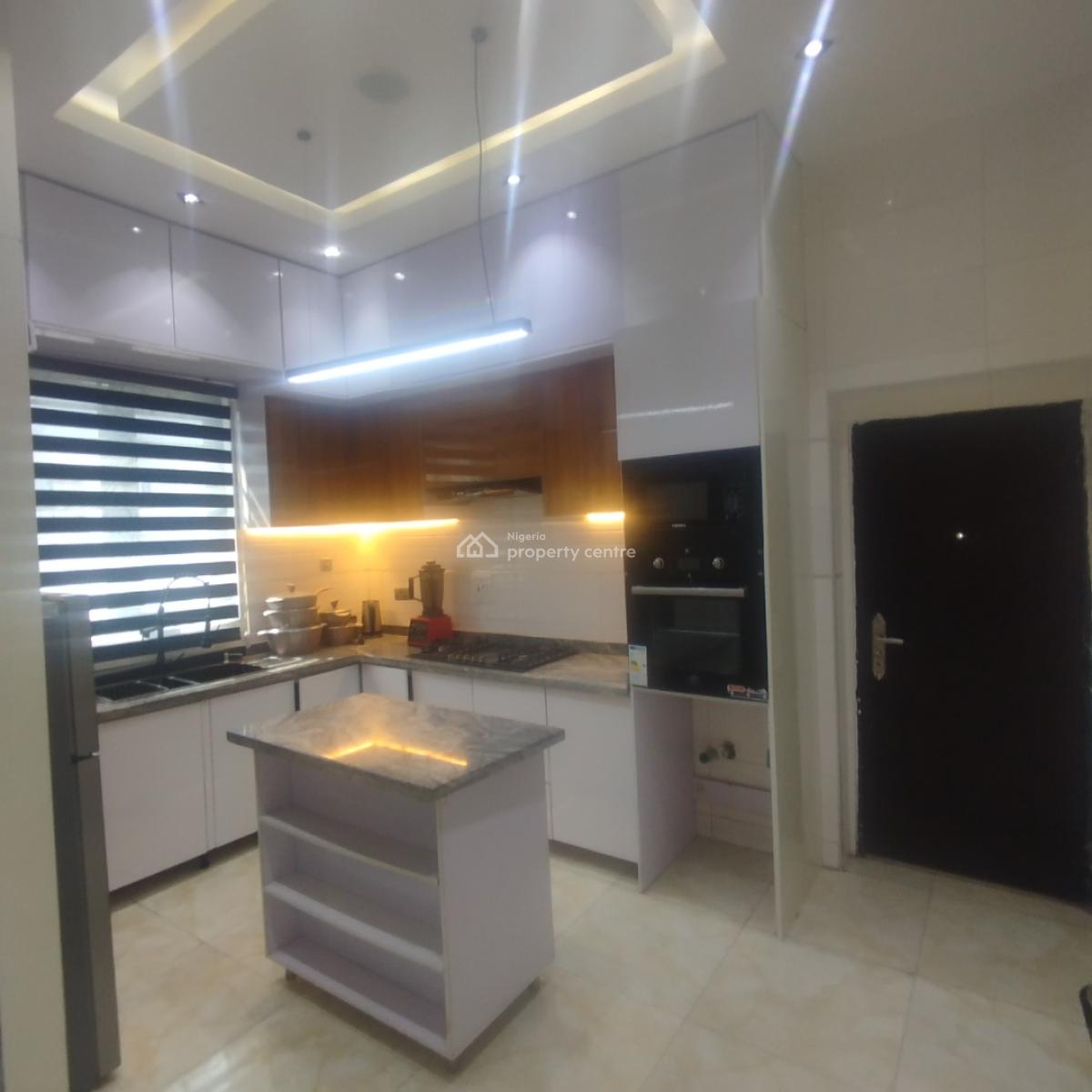 Luxury Furnished 5 Bedroom Fully Detached Duplex with Bq, Ologolo, Ologolo, Lekki, Lagos, Detached Duplex for Rent