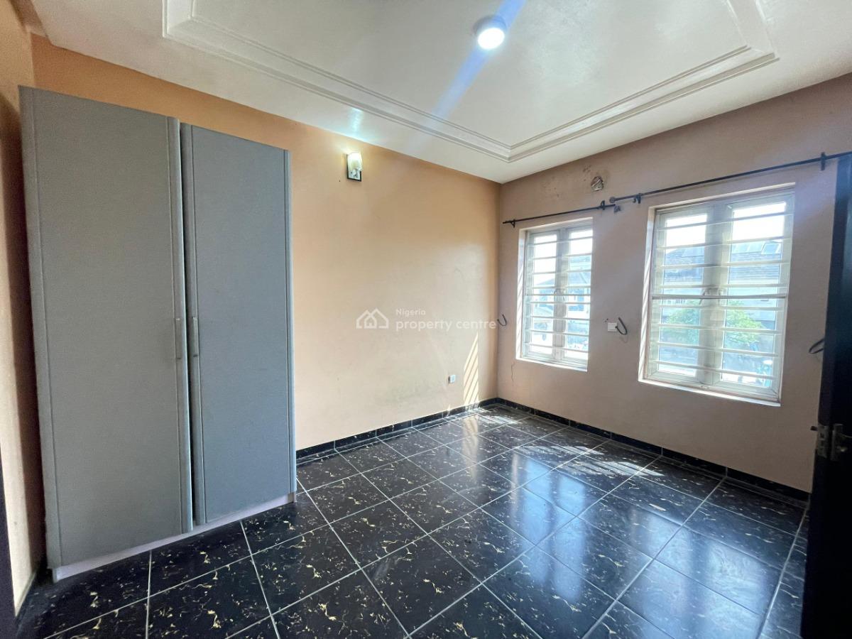 Nice and Spacious Semi Detached 4 Bedroom with Bq in a Secured Estate, Ogidan Sangotedo, Sangotedo, Ajah, Lagos, Flat / Apartment for Rent