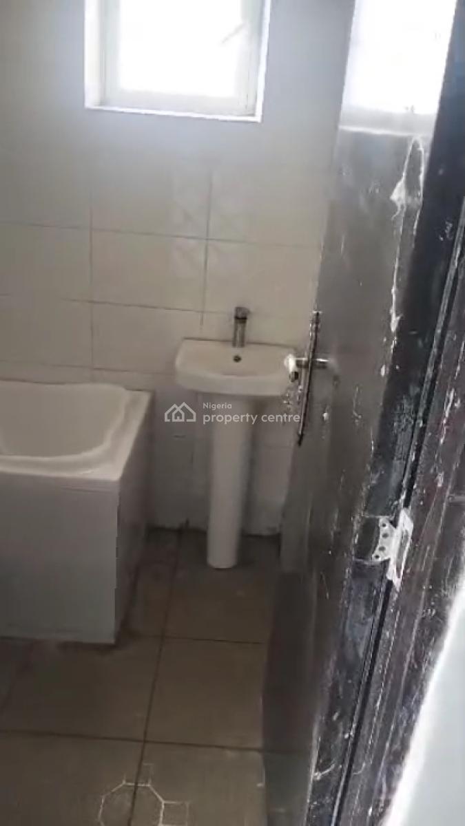 3bedroom Block of Flat, Karsana, Gwarinpa Extension, Gwarinpa, Abuja, Flat / Apartment for Sale