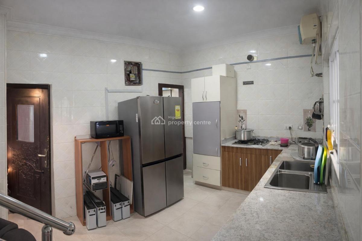 Superb 4-bedrooms + Bq Semi-detached Duplex, Admiralty Homes Estate, Alpha Beach Road, New-road Bustop, Igbo Efon, Lekki, Lagos, Semi-detached Duplex for Rent