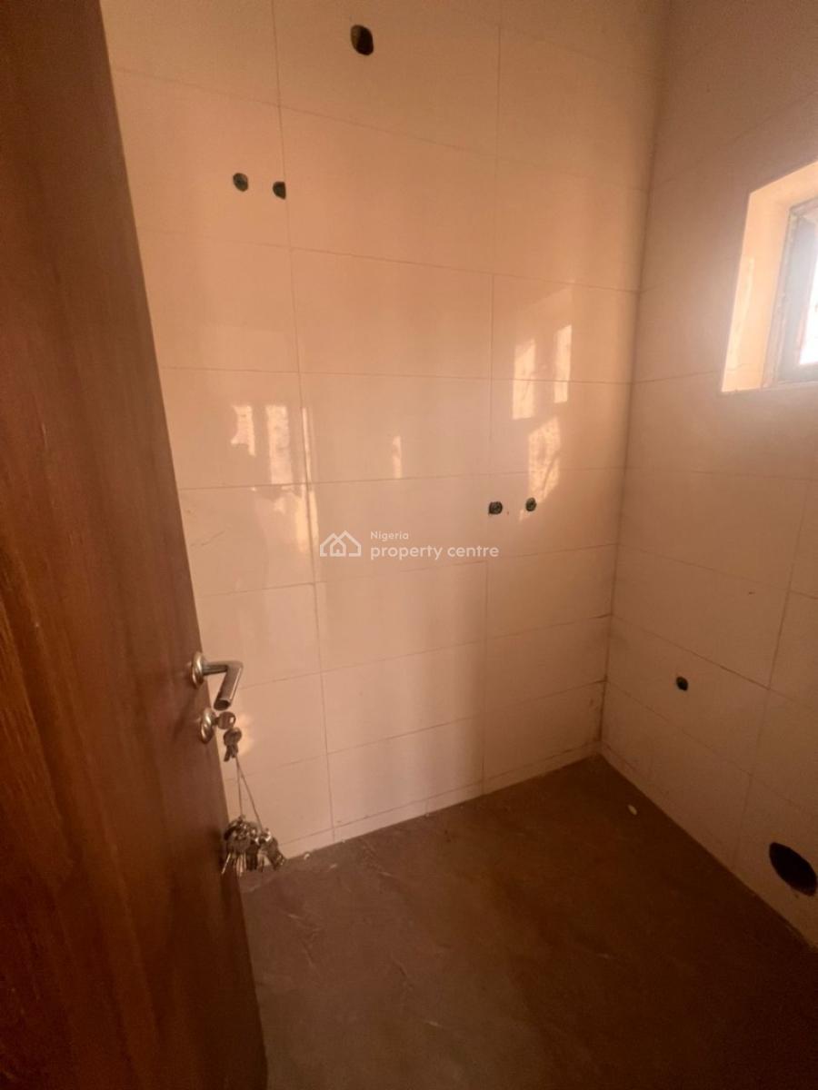 Well Built 3 Beds Flat Apartment with Bq, Katampe, Abuja, Flat / Apartment for Sale