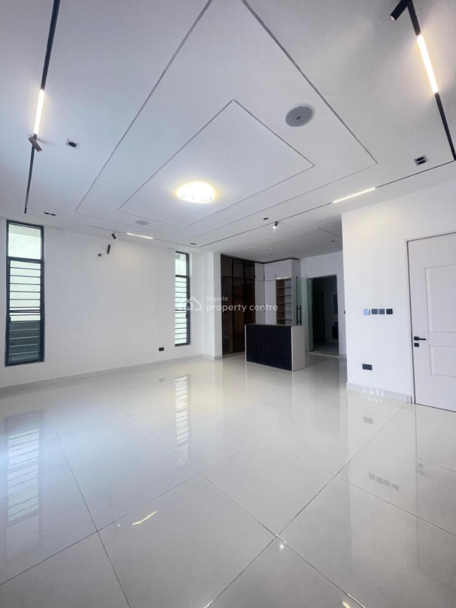 Gigantic Luxury Spacious 5 Bedroom Fully Detached Duplex with Bq, Lekki Conservation Center, Chevron Toll Gate, Lekki, Lagos, Detached Duplex for Sale