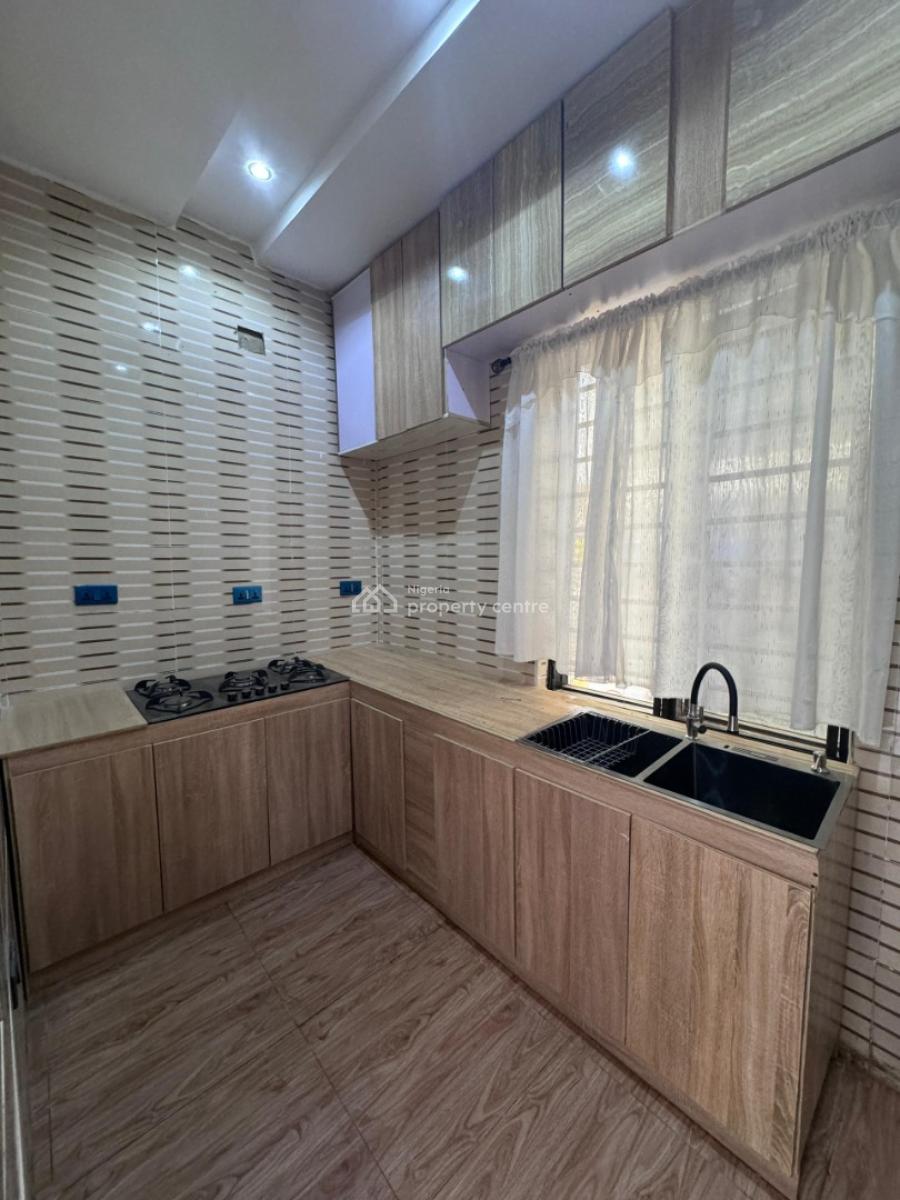 Well Located 2bedroom Fully Furnished Duplex, Engr Lere Adigun Gra, Bcos, Ibadan, Oyo, Detached Duplex for Rent