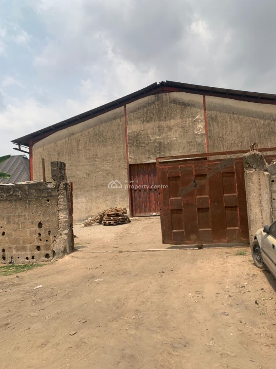 Warehouse, Salolo Bustop Lagos Abekaout Express Way, Abule Egba, Agege, Lagos, Warehouse for Rent