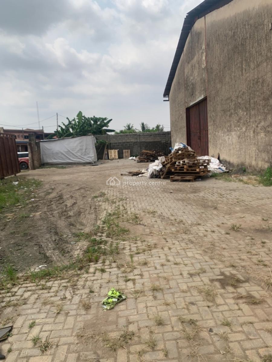 Warehouse, Salolo Bustop Lagos Abekaout Express Way, Abule Egba, Agege, Lagos, Warehouse for Rent