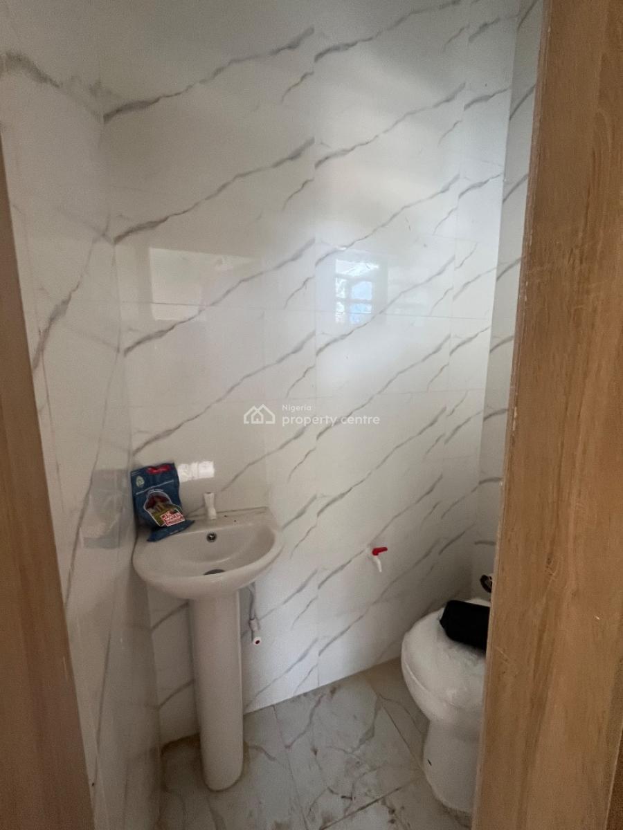 2bedroom Flat, Olive Garden Estate, Ogombo, Ajah, Lagos, Flat / Apartment for Rent