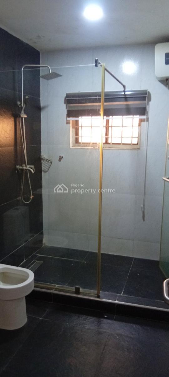 Spacious, Well Finished 2 Bedroom Flat with an Extra Room, Jabi, Abuja, Flat / Apartment for Rent