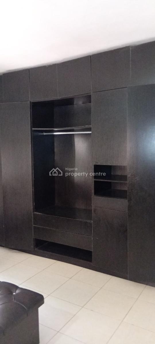Spacious, Well Finished 2 Bedroom Flat with an Extra Room, Jabi, Abuja, Flat / Apartment for Rent