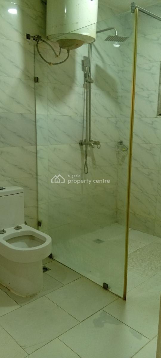 Spacious, Well Finished 2 Bedroom Flat with an Extra Room, Jabi, Abuja, Flat / Apartment for Rent