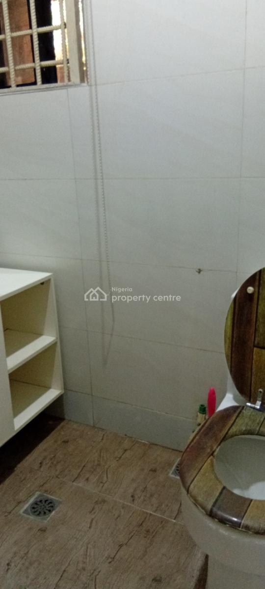 Spacious, Well Finished 2 Bedroom Flat with an Extra Room, Jabi, Abuja, Flat / Apartment for Rent