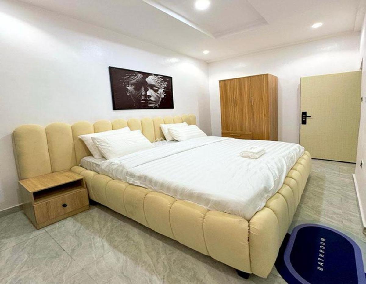 Nicely Furnished 2 Bedroom Apartment, Surulere, Lagos, Flat / Apartment Short Let