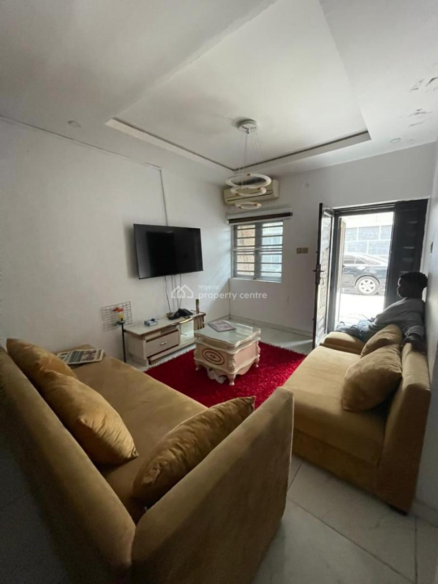 Lovely 2 Bedroom Apartment  Unfurnished, :lekki Conservation, Lekki Expressway, Lekki, Lagos, Flat / Apartment for Rent