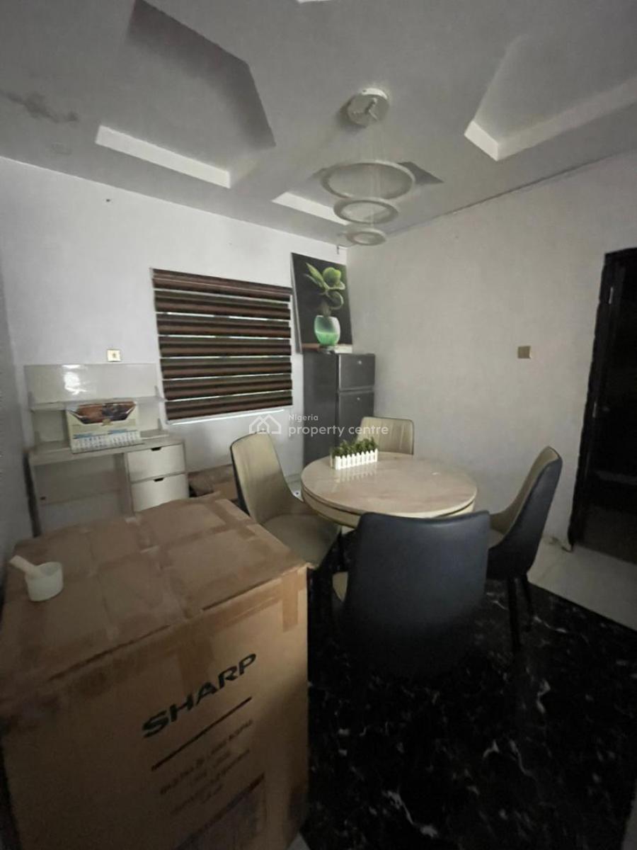Lovely 2 Bedroom Apartment  Unfurnished, :lekki Conservation, Lekki Expressway, Lekki, Lagos, Flat / Apartment for Rent