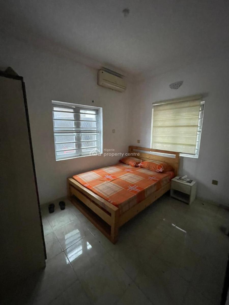 Lovely 2 Bedroom Apartment  Unfurnished, :lekki Conservation, Lekki Expressway, Lekki, Lagos, Flat / Apartment for Rent