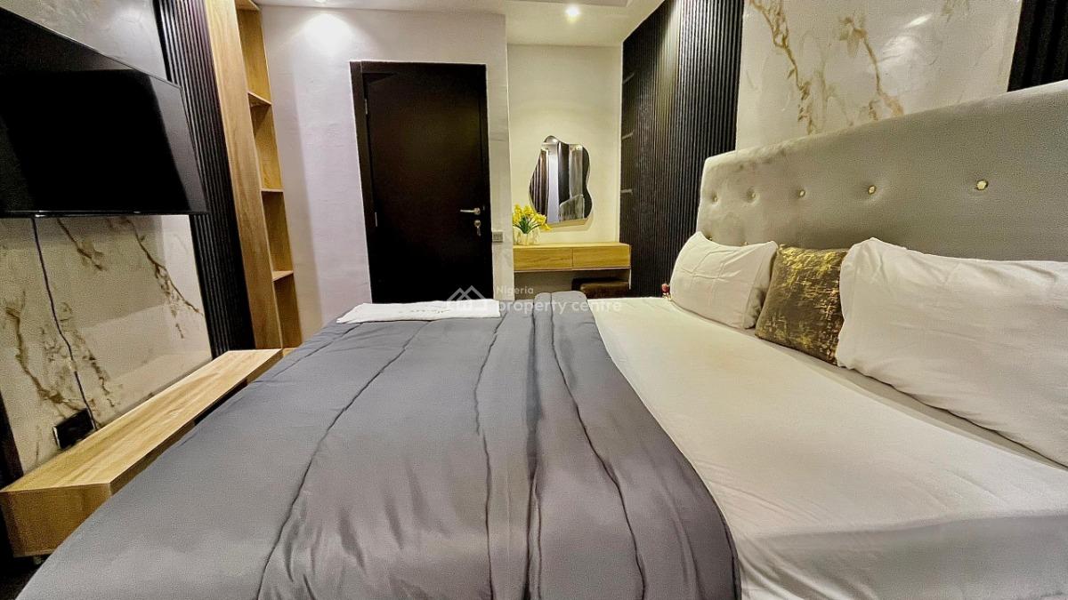 Gorgeous 3bedroom Apartment, Lekki, Lekki Phase 1, Lekki, Lagos, Flat / Apartment Short Let