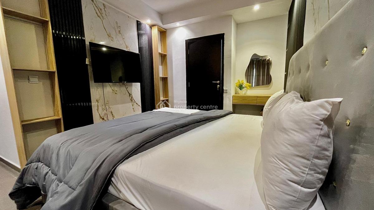 Gorgeous 3bedroom Apartment, Lekki, Lekki Phase 1, Lekki, Lagos, Flat / Apartment Short Let