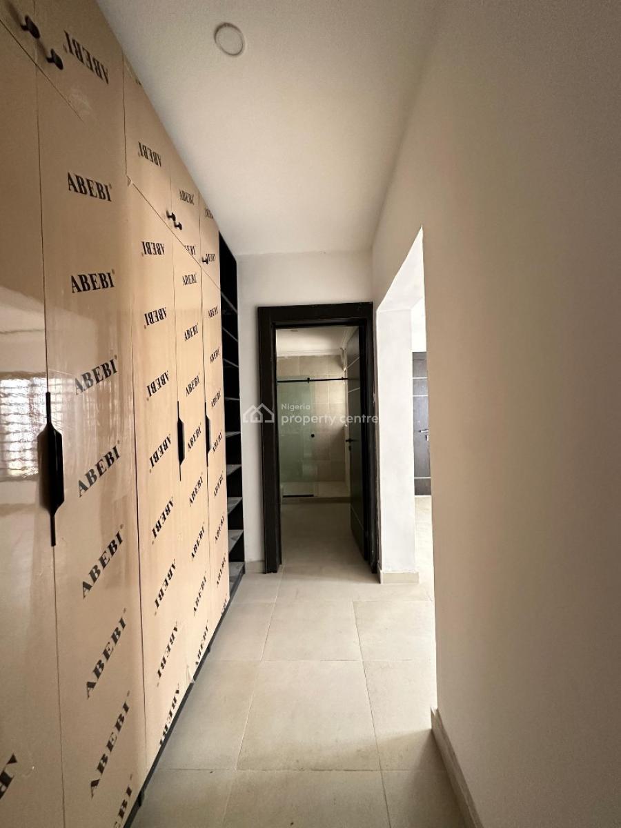 Newly Built 4 Bedroom Apartment, Lekki Phase 1, Lekki, Lagos, Flat / Apartment for Sale