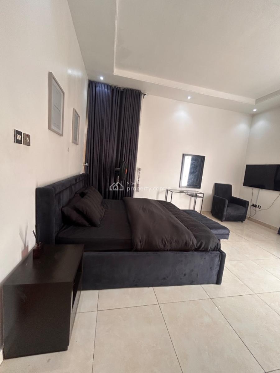 2 Bedroom Luxury Apartment, Babatunde Anjous, Lekki Phase 1, Lekki, Lagos, Flat / Apartment Short Let