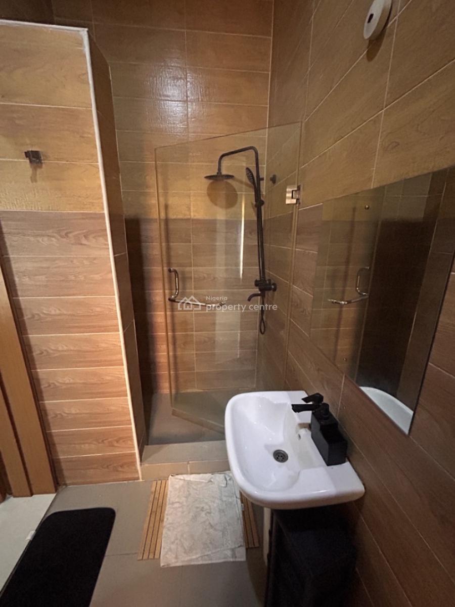 2 Bedroom Luxury Apartment, Babatunde Anjous, Lekki Phase 1, Lekki, Lagos, Flat / Apartment Short Let