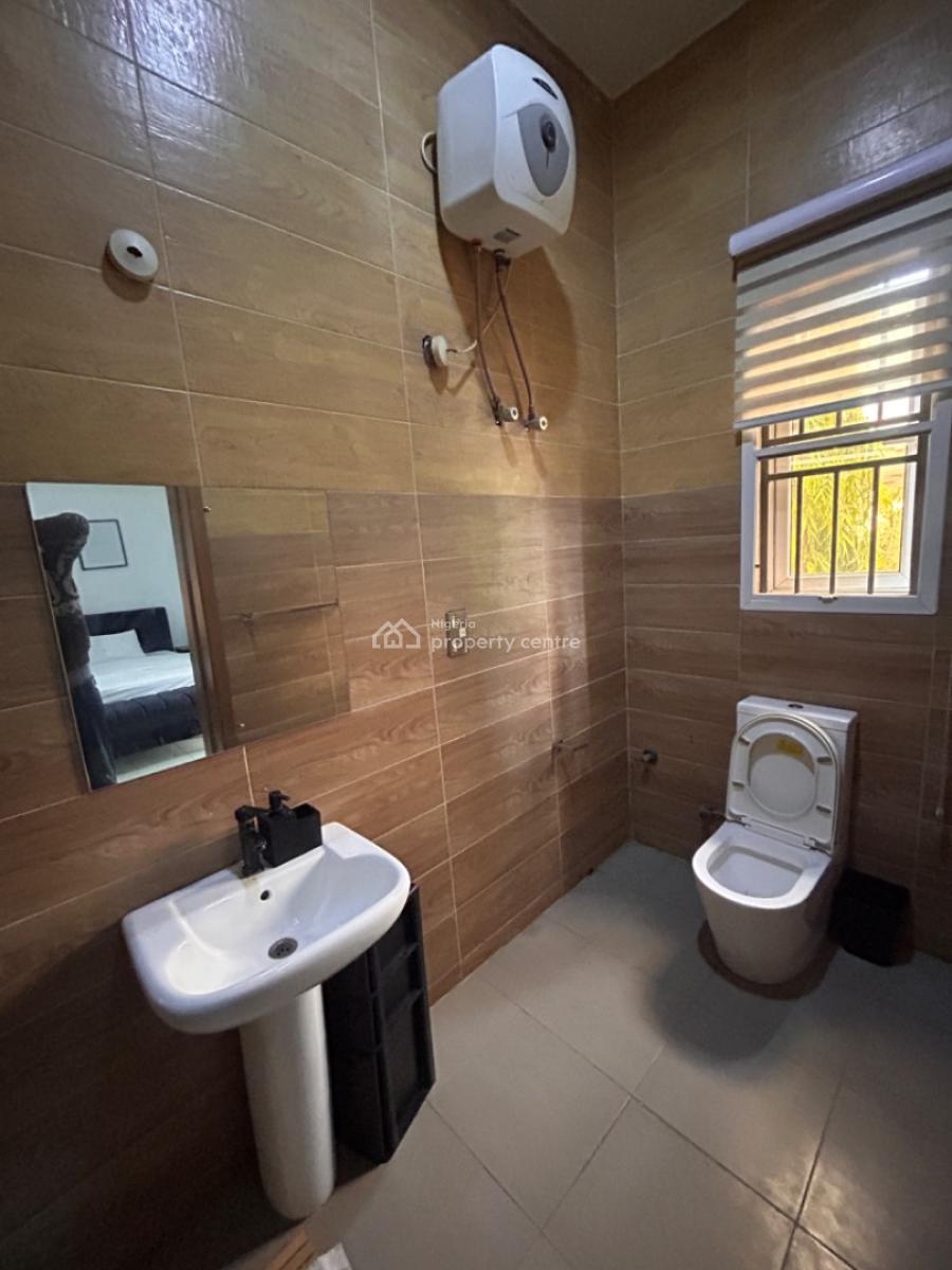 2 Bedroom Luxury Apartment, Babatunde Anjous, Lekki Phase 1, Lekki, Lagos, Flat / Apartment Short Let