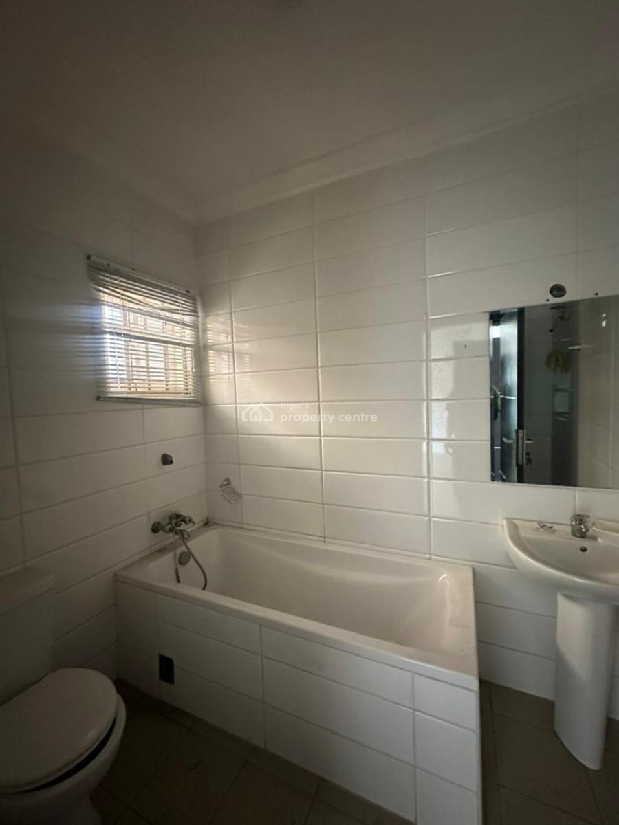 𝐒𝐏𝐀𝐂𝐈𝐎𝐔𝐒 5 𝐁𝐄𝐃𝐑𝐎𝐎𝐌 Terrace Duplex, Lekki Phase 1, Lekki Phase 1, Lekki, Lagos, Terraced Duplex for Rent