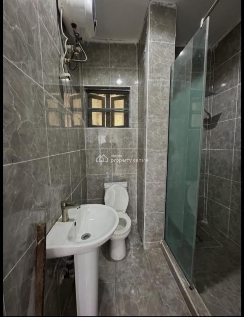 2bedroom Flat, Ikate Elegushi, Lekki, Lagos, Flat / Apartment for Rent