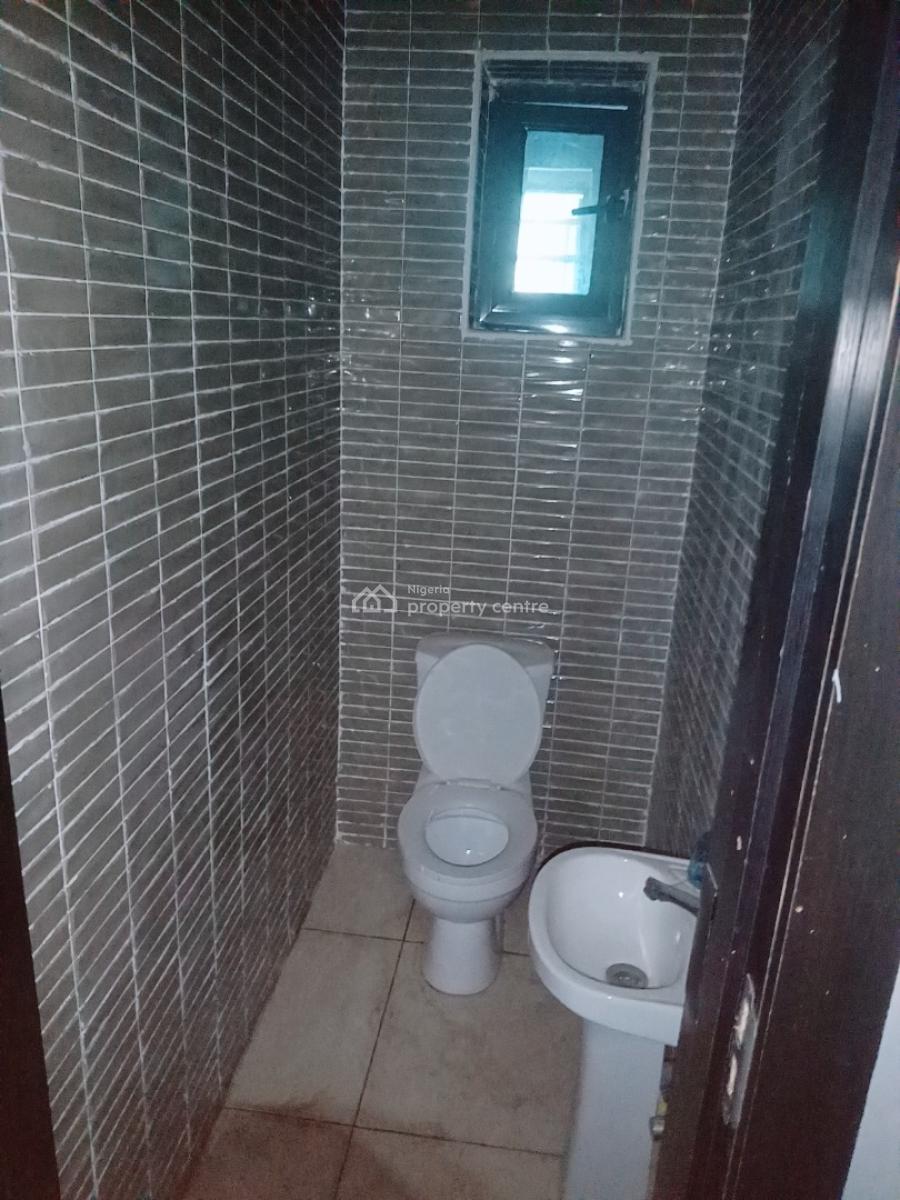 Spacious 2-bedroom Apartment Fully Serviced, Fully Equipped Gym Etc., Chevron Toll Gate, Lekki, Lagos, Flat / Apartment for Rent